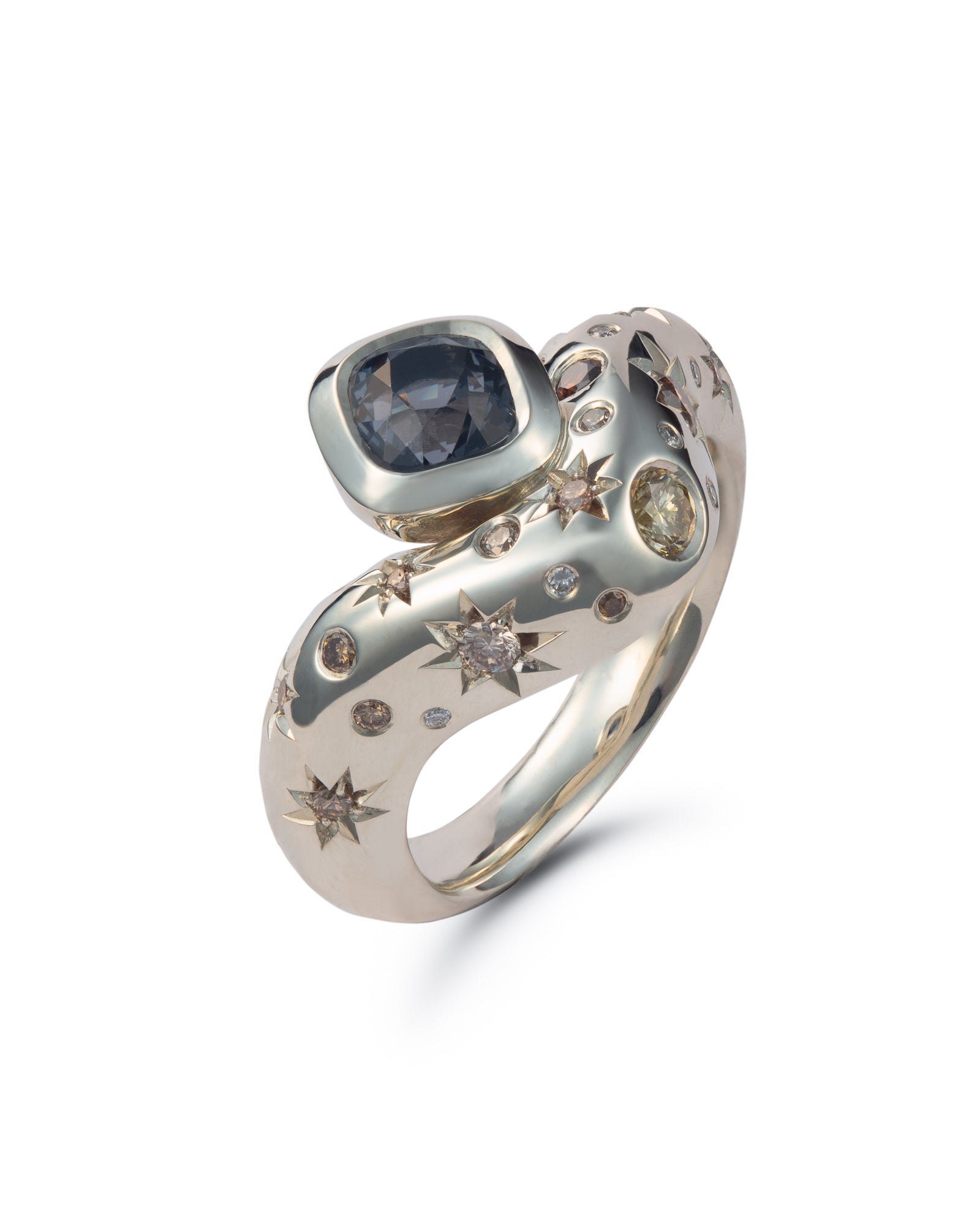 Samad Rind Tangent Ring | Grey Spinel & Diamond – Balint Samad